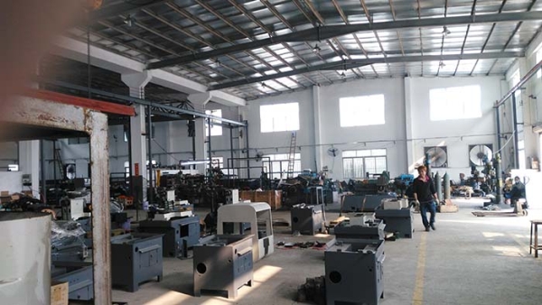 二次加工設備生產車間NO2(凱恩利機床）