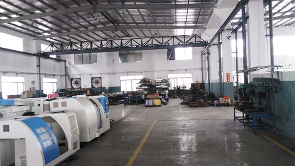 臨時物（wù）料堆放區（qū）NO2(凱恩利機床）