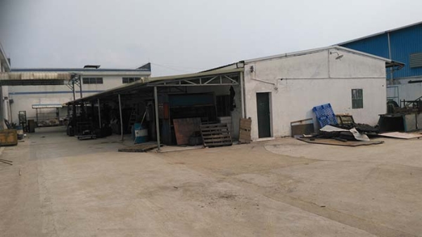 臨時物料堆（duī）放區NO4(凱恩利機床）