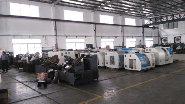 裝（zhuāng）配車（chē）間區NO4(凱恩（ēn）利機床）