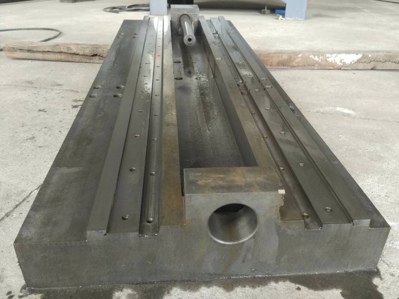 床身（shēn）打（dǎ）平的效果（凱恩利工人細（xì）心（xīn）後的結果）