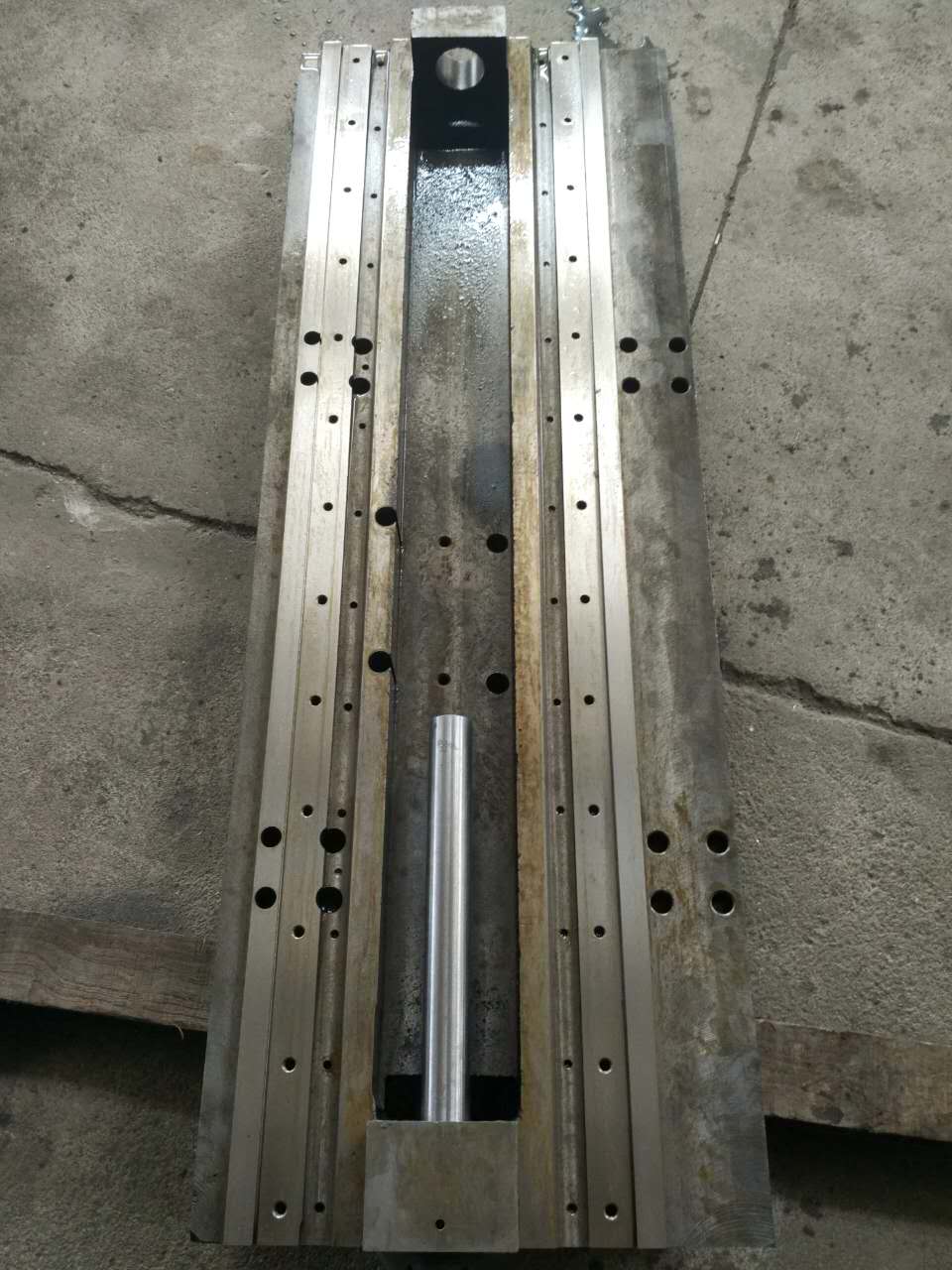 加長（zhǎng）的拖板（bǎn）（凱恩利專利產品，凱恩利出（chū）的圖紙）